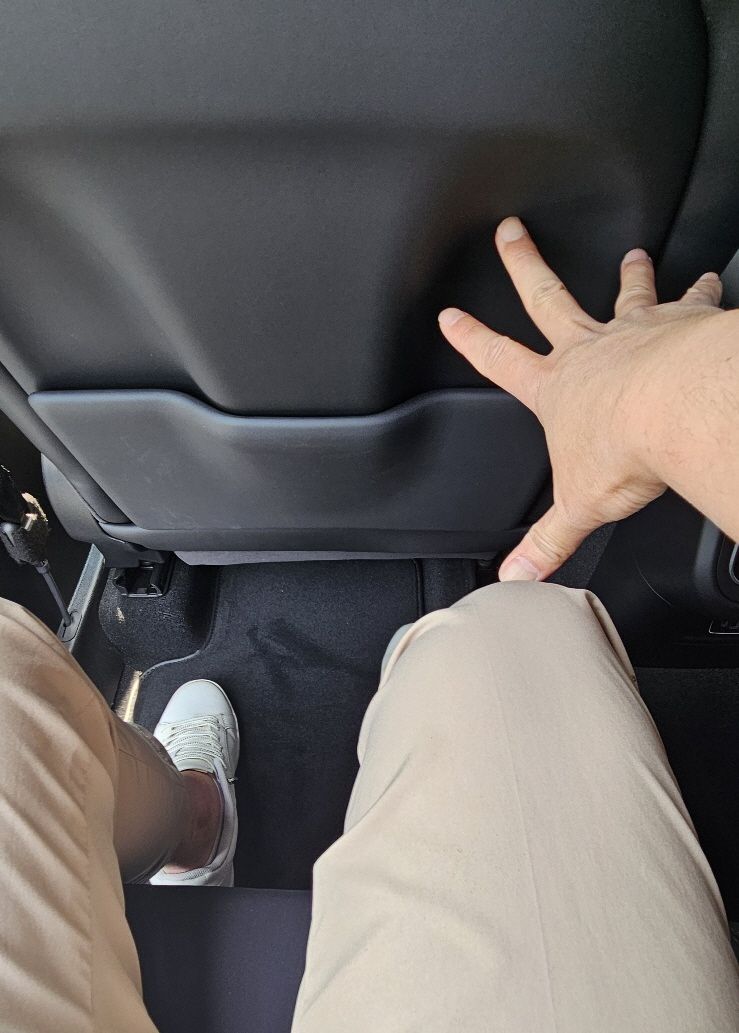 2열. SUV의 여유로운 공간이 느껴진다.