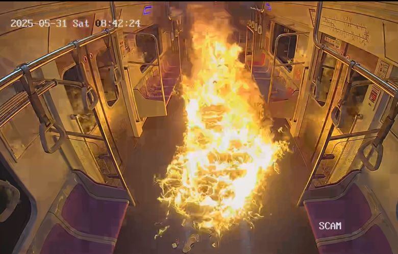 사건 당시 지하철 내부 모습. 서울남부지검 제공