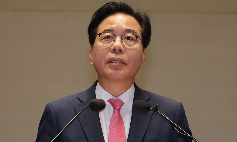 국민의힘 송언석 원내대표가 26일 국회에서 열린 의원총회에서 발언하고 있다. 연합뉴스