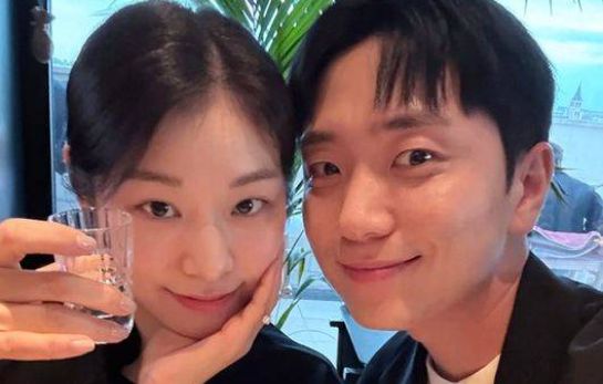 전 피겨스케이팅 국가대표 김연아가 남편 고우림과의 다정한 근황을 공개하며 악성댓글에 처음으로 강경한 입장을 밝혔다.   김연아 인스타그램 캡처