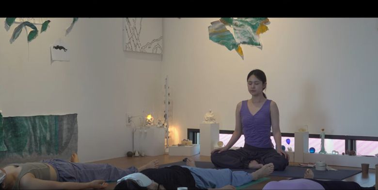 심은우가 자신의 유튜브 채널을 통해 대중에게 인사를 전했다. 유튜브 채널 '쉼, 은우' 영상 캡처