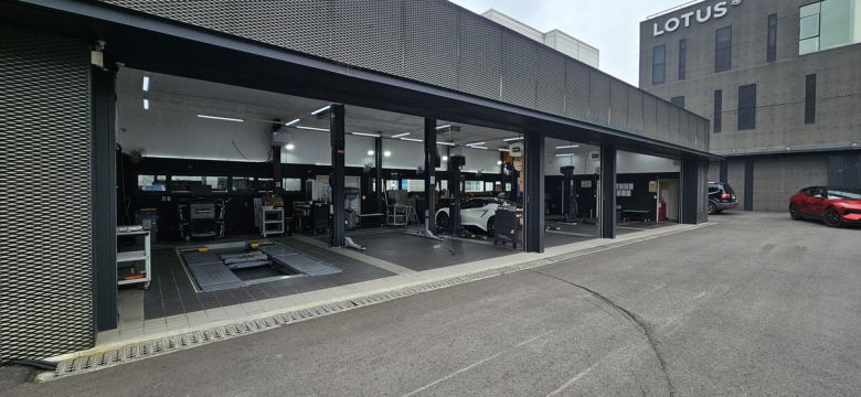 로터스 서비스센터 전경. 경기도 일산에 위치하며 대기 기간 없이 바로 입고가 가능할 정도로 여유가 있다.