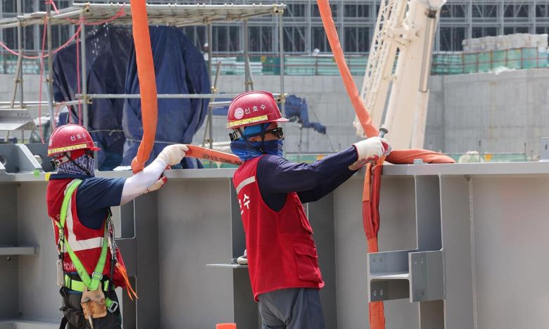 울산 울주군 온산읍 에쓰오일 샤힌프로젝트 건설 현장에서 근로자들이 작업하고 있다. 연합뉴스