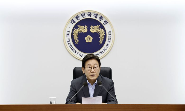 이재명 대통령이 10일 서울 용산 대통령실 청사에서 열린 제3차 수석보좌관 회의에서 발언하고 있다. 뉴시스