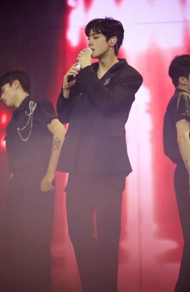 차음우가 입대 전 팬들과 마지막 만남을 가졌다. 판타지오 제공