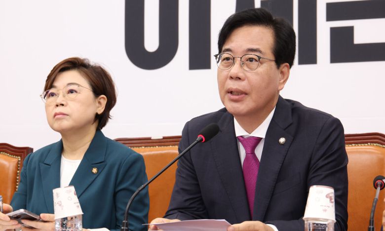 송언석 국민의힘 비상대책위원장 겸 원내대표가 17일 서울 여의도 국회에서 열린 비상대책위원회의에서 발언을 하고 있다. 뉴시스