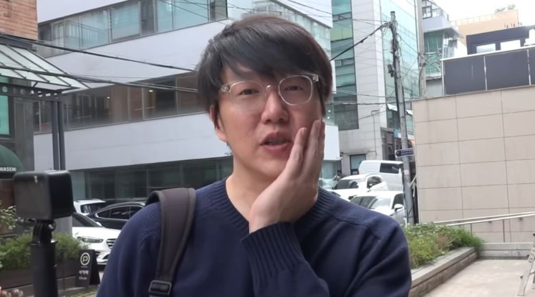 가수 성시경이 앨범 재킷 촬영을 앞두고 700만원대 피부 시술에 과감히 투자했다. 유튜브 채널 ‘성시경 SUNG SI KYUNG’ 캡처