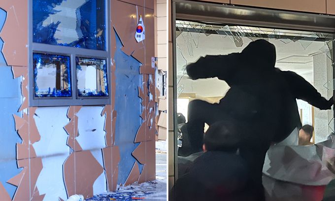 1월 19일 서부지법 폭력 사태가 진압된 직후 법원 창문과 외벽이 파손된 모습(왼쪽), 오른쪽 사진은 같은 날 윤석열 대통령 지지자가 깨진 창문을 통해 서울 서부지법 내부로 진입하고 있는 모습. 연합뉴스·뉴스1