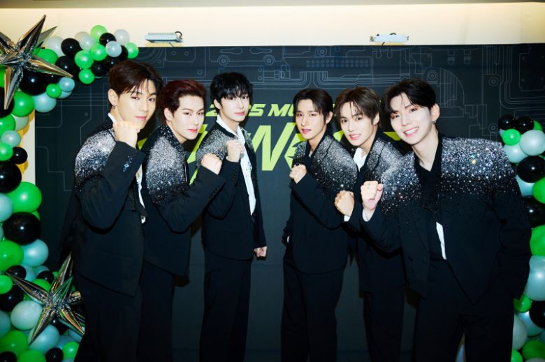 몬스타엑스(MONSTA X). 스타쉽엔터테인먼트