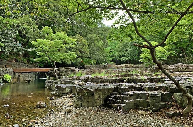 옥산서원 세심대.