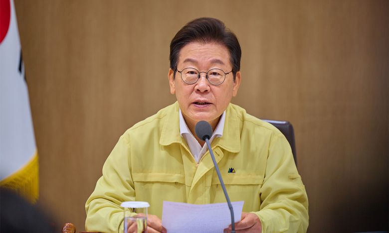 이재명 대통령이 18일 서울 용산 대통령실 청사에서 국무회의를 주재하고 있다. 대통령실 제공