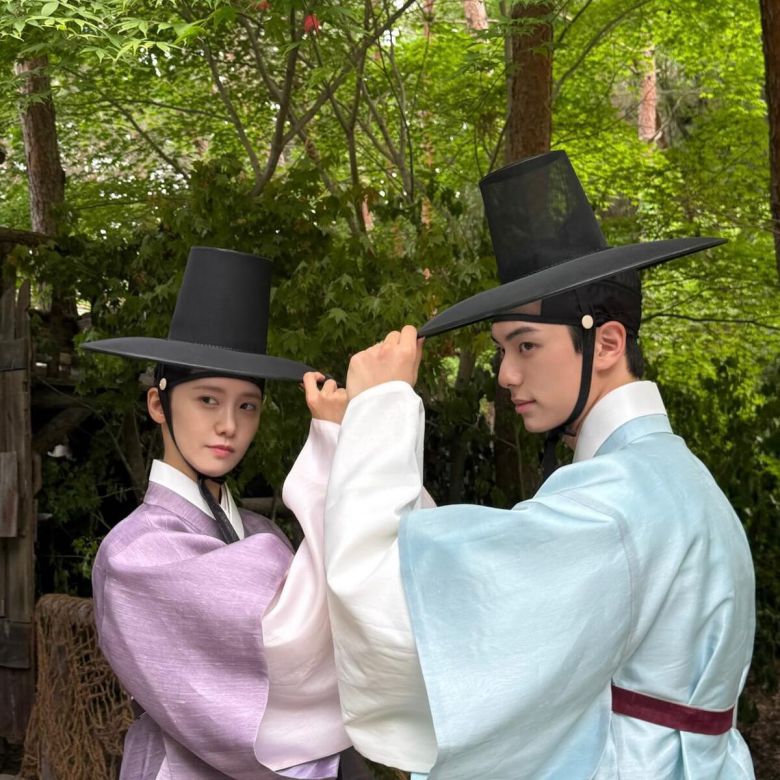 ‘폭군의 셰프’에서 완벽한 케미와 함께 열연 중인 배우 윤아와 이채민. 이채민 SNS 캡처