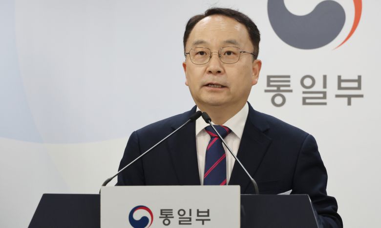 구병삼 통일부 대변인이 22일 오전 서울 종로구 정부서울청사에서 현안 관련 정례브리핑을 하고 있다. 뉴시스