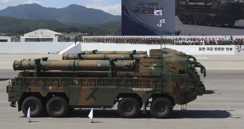 지난 2023년 10월 건군 75주년 국군의날 기념식에 등장한 현무-Ⅲ 순항미사일 발사차량(TEL). 세계일보 자료사진