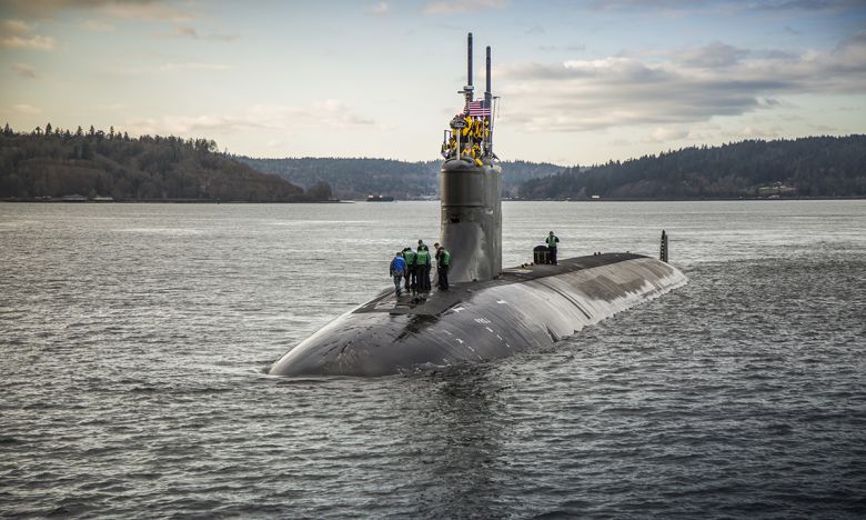 미 해군 시울프급 핵추진잠수함 코네티컷함이 수면 위로 부상해 있다. 세계일보 자료사진