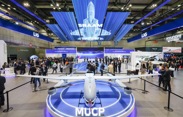 LIG넥스원 등이 제작하고 있는 수직이착륙무인정찰기가 전시되어 있다. 고양=최상수 기자