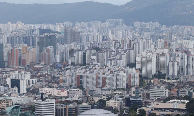 서울 남산에서 바라본 시내 아파트 모습. 연합뉴스