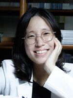 ‘생로병사 삼국지’를 펴낸 신경과 의사 유수연.