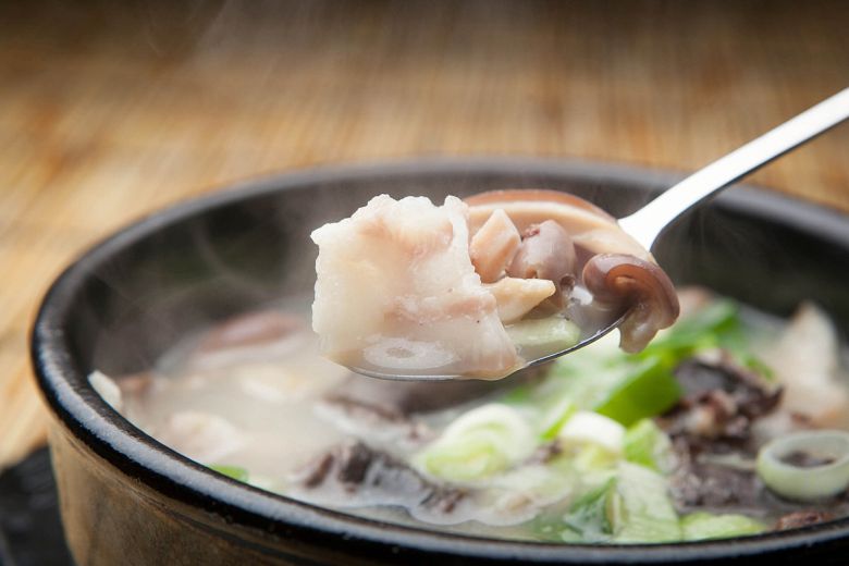 겨울은 고혈압 환자에게 가장 위험한 계절이다. 추위 속 활동량 감소와 나트륨 섭취 증가는 ‘최악의 조합’이 될 수 있다. 게티이미지