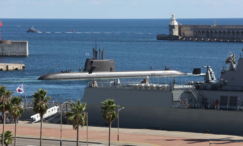 한국 해군 잠수함 도산안창호함이 대잠수함전 훈련에 참여하기 위해 제주해군기지에서 출항하고 있다. 세계일보 자료사진