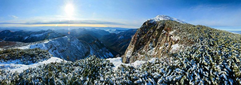 북한 노동당 기관지 노동신문은 11일 "우리는 백두산지구의 풍부한 관광자원에 대하여 잘 알고 효과적으로 이용함으로써 인민들의 문화 정서적 요구를 최상의 수준에서 충족시키려는 당의 뜻을 현실로 꽃피워 나가야 할 것"이라며 북포태산의 설경을 실었다.