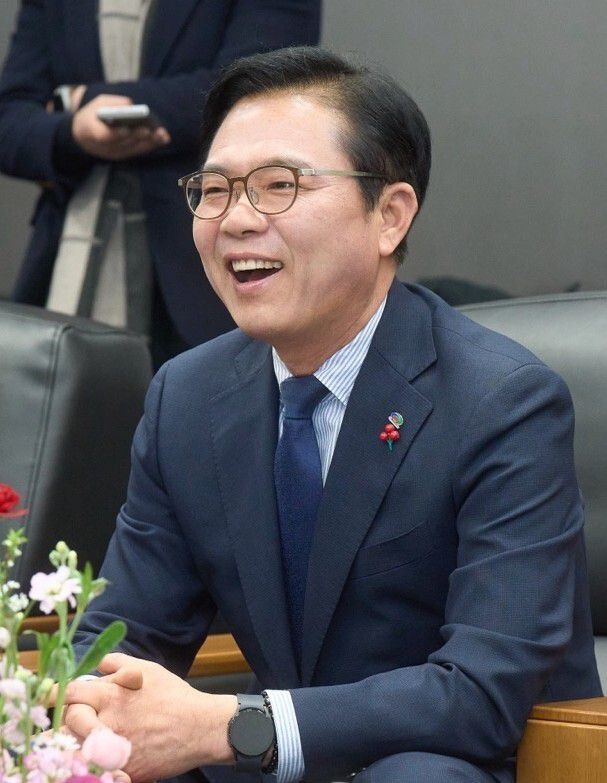 김석필 천안시장 권한대행 부시장.