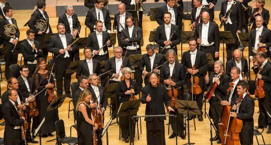 2016년 롯데콘서트홀 개관시리즈에서 라 스칼라 오케스트라·합창단을 지휘하는 마에스트로 정명훈.  롯데콘서트홀 제공