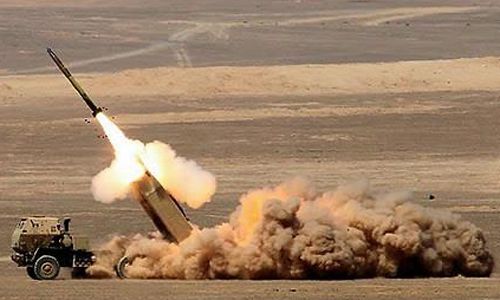 로켓 발사하는 HIMARS. EPA연합뉴스