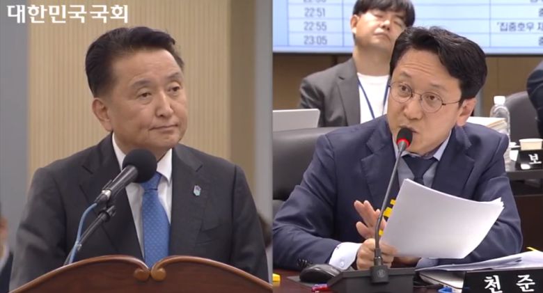 10일 국회 행정안전위원회 국정감사에서 더불어민주당 천준호 의원이 김영환 충북지사에게 오송 지하차도 참사와 관련해 질의하고 있다. 인터넷의사중계시스템 캡처