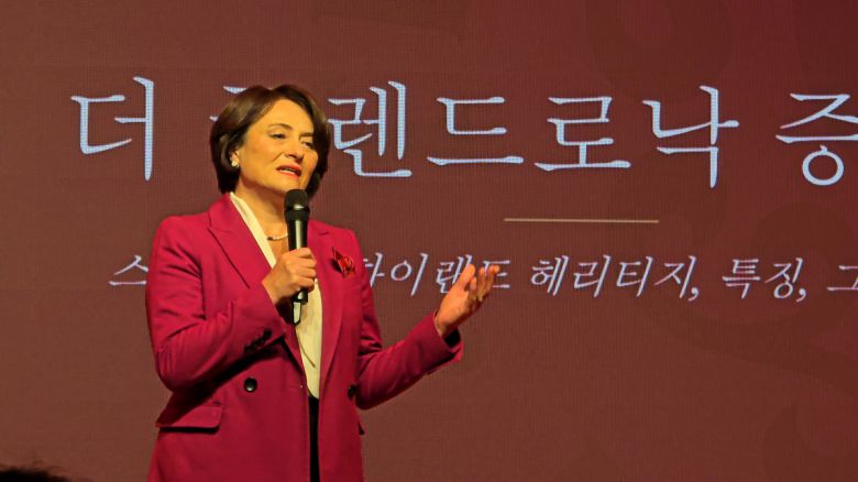 더 글렌드로낙은 최근 ‘울트라 프리미엄 라인’을 론칭했다. 이를 기념해 레이첼 배리 마스터 블렌더가 한국을 찾았다. 사진=정희원 기자