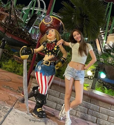 사진=솔라 인스타그램