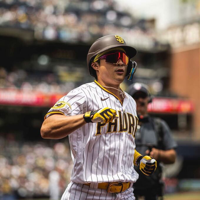 김하성이 득점 후 더그아웃으로 돌아오고 있다. 사진=샌디에이고 파드리스 공식 SNS