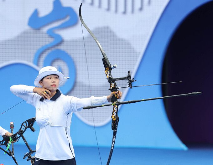 임시현이 활시위를 당기고 있다. 사진=뉴시스