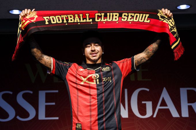 FC서울 제시 린가드가 포즈를 취하고 있다.
