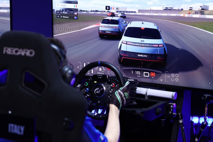 현대자동차의 첫 고성능 전기차 아이오닉 5 N이 '그란 투리스모 월드 시리즈(Gran Turismo World Series) 2024’ 월드 파이널에 등장해 뛰어난 주행 성능을 선보였다.