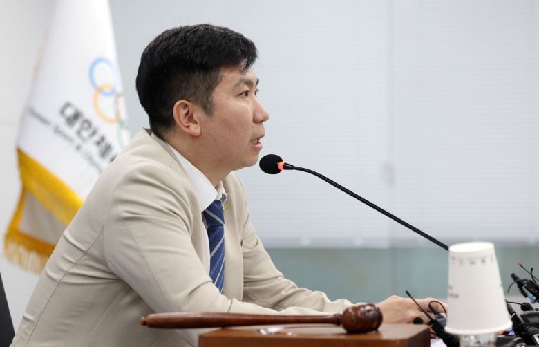 사진=뉴시스 / 유승민 대한체육회장이 22일 서울 송파구 대한체육회에서 열린 제2차 이사회에서 인사말을 하고 있다.