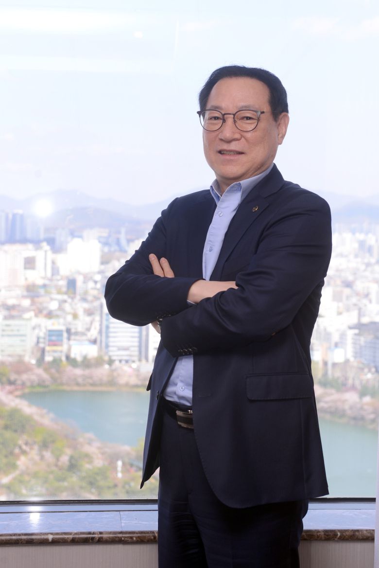 최홍훈 대한스키스노보드협회 회장 사진=김두홍 기자 kimdh@sportsworldi.com