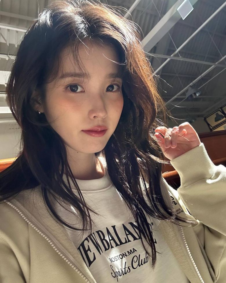 가수 겸 배우 아이유. 사진 = 아이유 SNS 계정