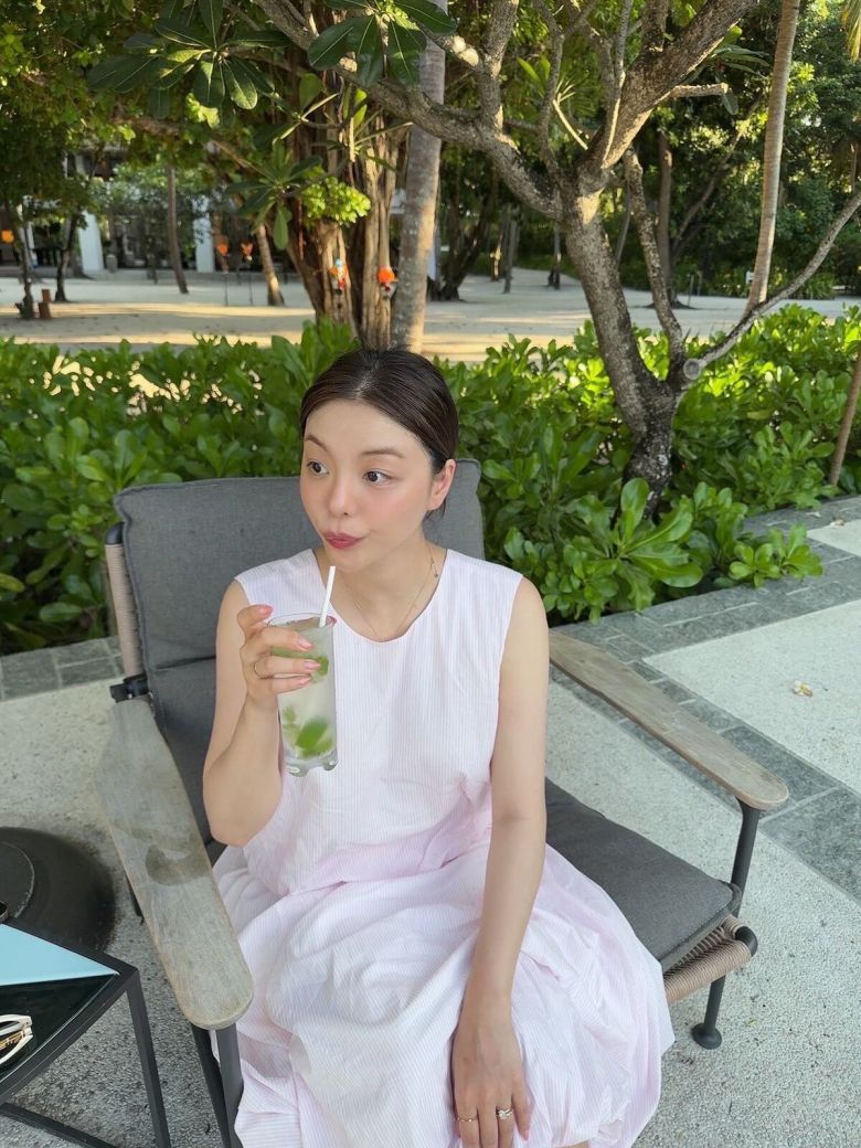 가수 에일리가 남편인 사업가 최시훈과의 신혼여행 사진을 공개했다.  사진 = 에일리 SNS 계정