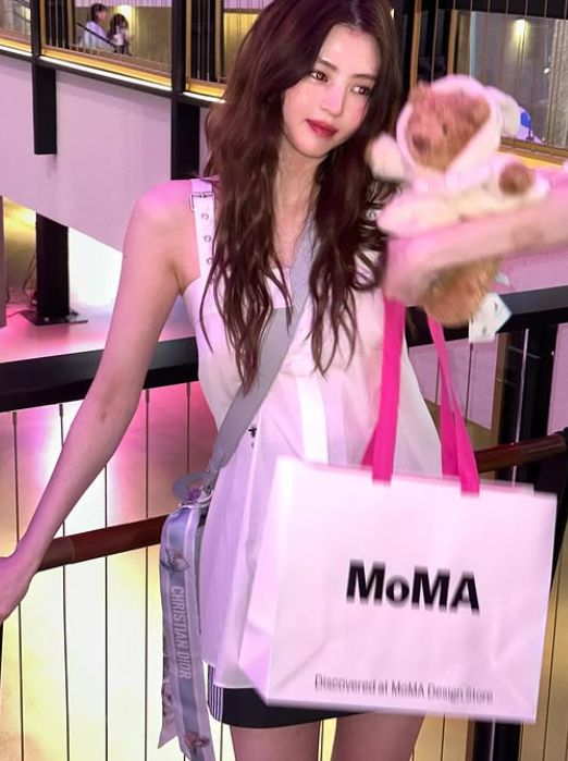 사진= 한소희 SNS