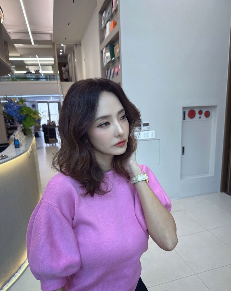 배우 한채영.  사진 제공 = 한채영 SNS 계정