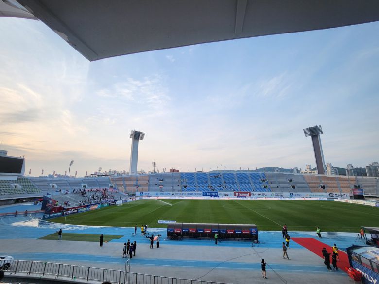 수원종합운동장 전경. 사진=김진수 기자