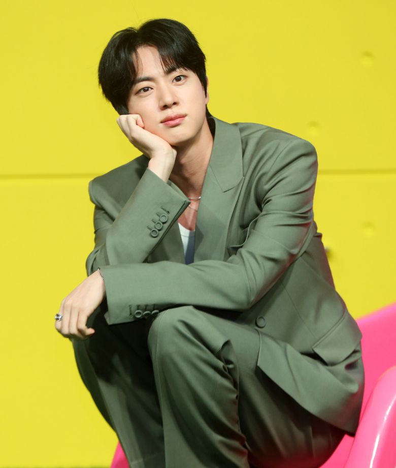 그룹 방탄소년단(BTS) 멤버 진.  사진 제공 = 뉴시스