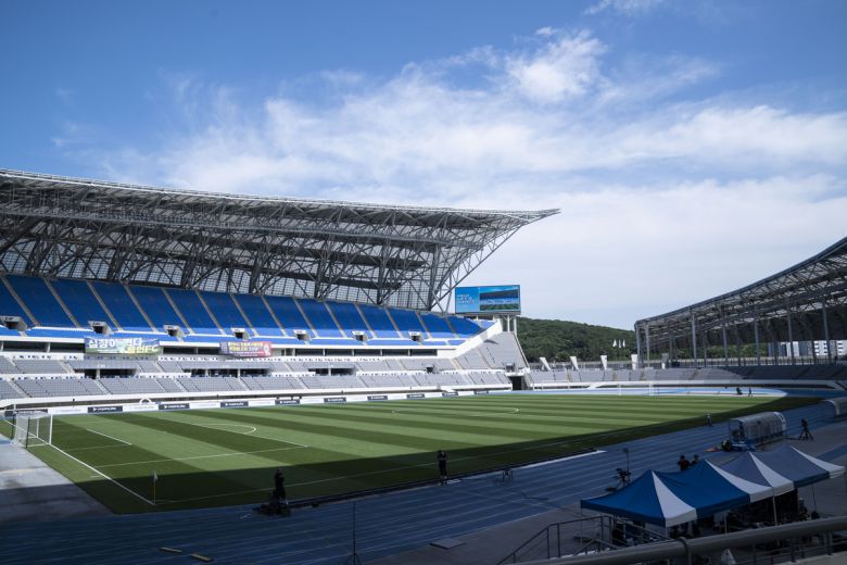 용인미르스타디움 전경. 쿠팡플레이 제공.