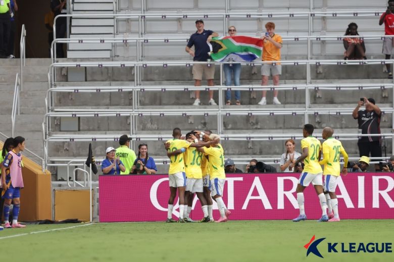 득점 후 기뻐하는 마멜로디 선수단. 사진=한국프로축구연맹 제공