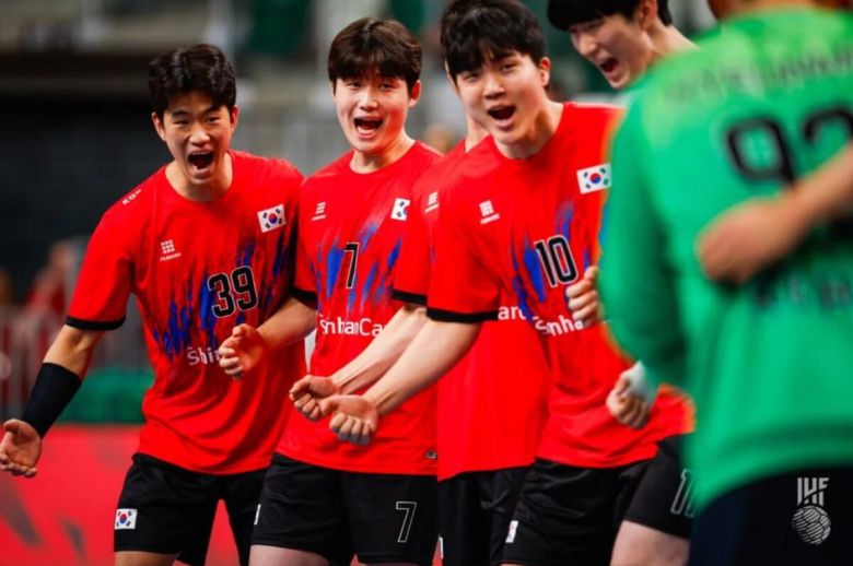 한국 남자 주니어 핸드볼 대표팀. 사진=국제핸드볼연맹 제공