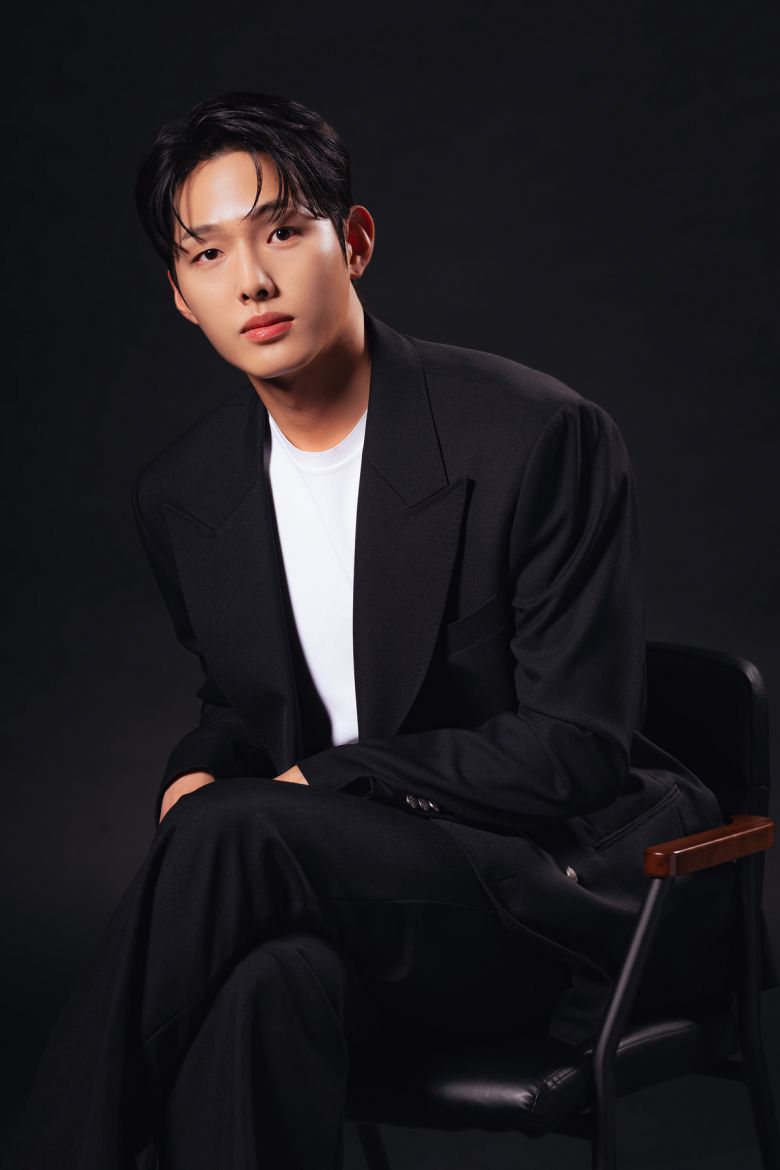 티빙 오리지널 시리즈 '러닝메이트'에서 곽상현 역을 맡은 배우 이정식. 티빙 제공.