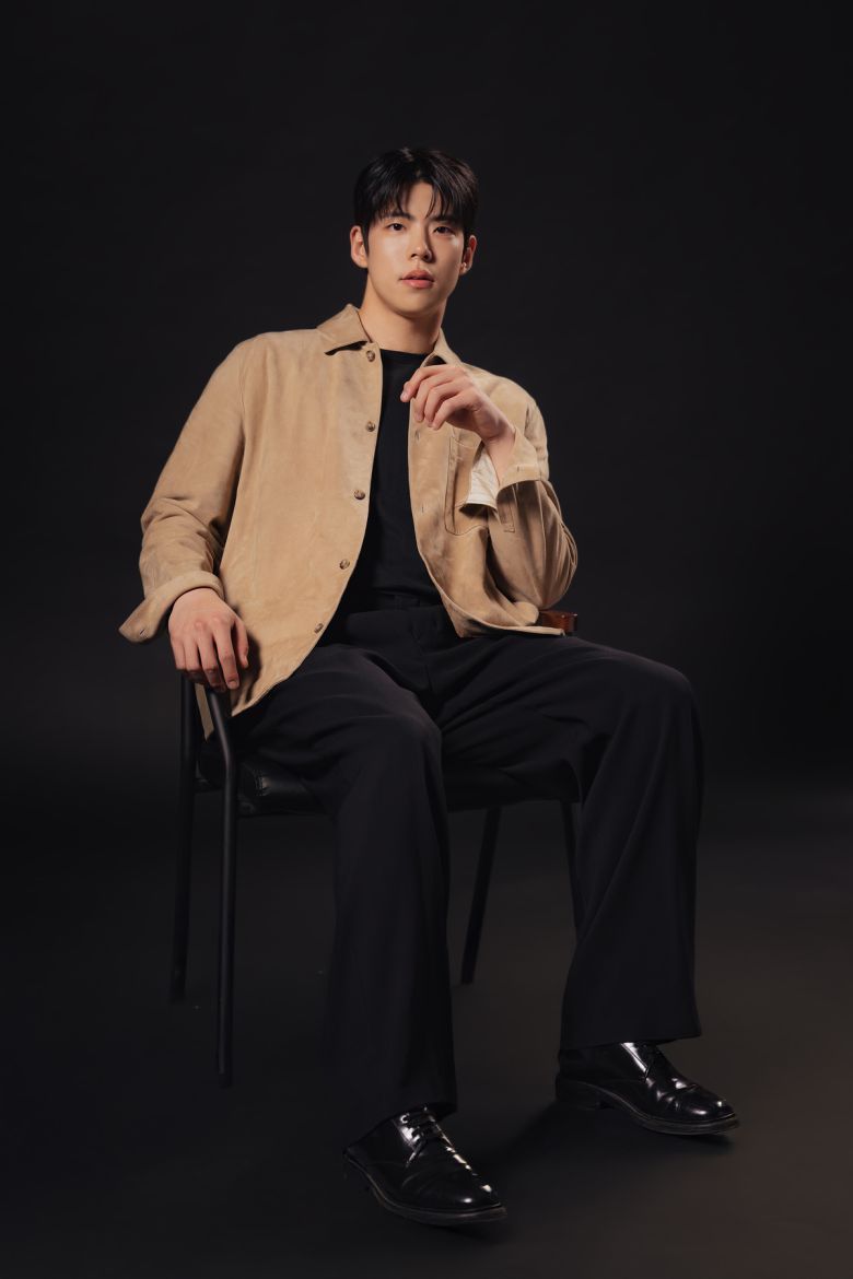 19일 공개된 티빙 오리지널 시리즈 '러닝메이트'에서 양원대 역을 맡아 열연한 배우 최우성. 티빙 제공.