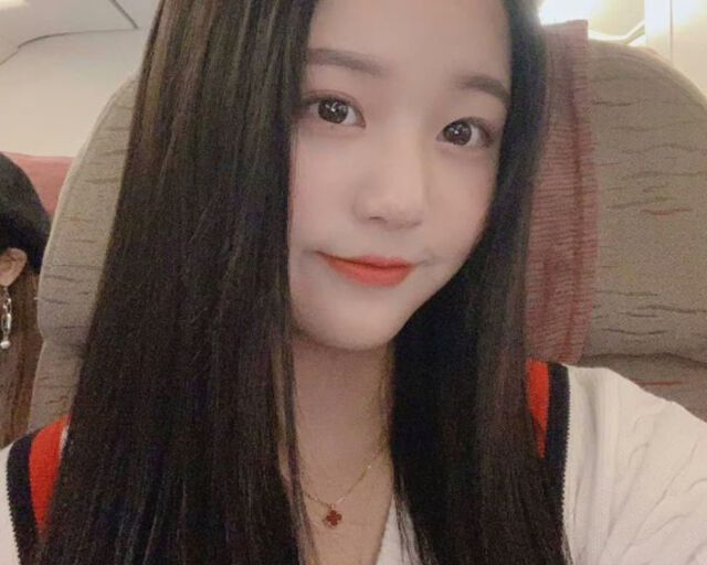 사진= 장원영 소셜미디어 캡처