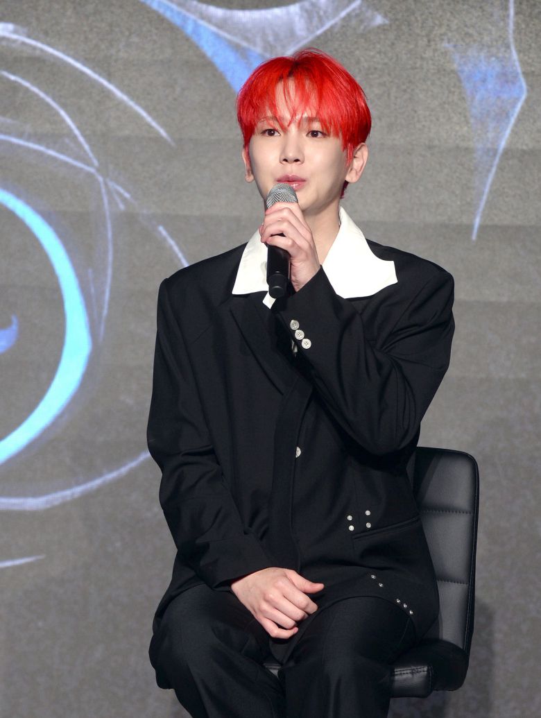 가수 키가 11일 서울 광진구 풀만 앰배서더 서울 이스트폴에서 열린 정규 3집 '헌터'(HUNTER)' 발매 기자회견에서 질문에 답하고 있다. 키 정규 3집 '헌터'는 2022년 8월 정규 2집 '가솔린'(Gasoline) 이후 3년 만에 발표되는 키의 새 정규 앨범이자 '나'와 '자아'에 대한 다양한 이야기를 전반에 녹여낸 앨범이다. 타이틀 곡 '헌터'를 포함한 다채로운 장르의 총 10곡으로 구성되어 있다. 사진=김두홍 기자 kimdh@sportsworldi.com